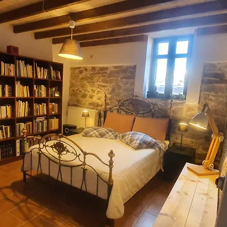 Traditional Stone House In Pelion Country house