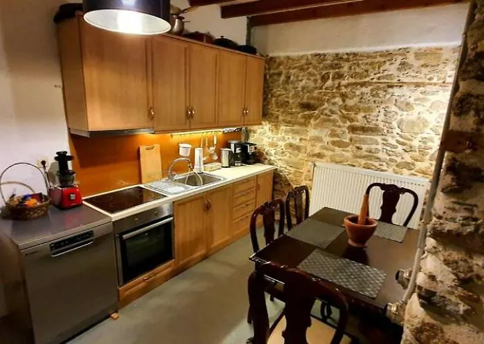 Traditional Stone House In Pelion Киссос