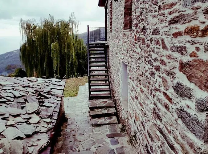 Traditional Stone House In Pelion Летний дом
